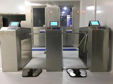 ESD斜角帶屏 汕尾信利 (1).jpg