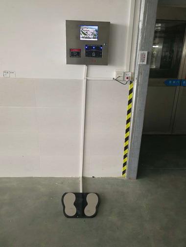 壁掛式ESD測試儀 美達電器(深圳)有限公司重慶分公司 (3).jpg